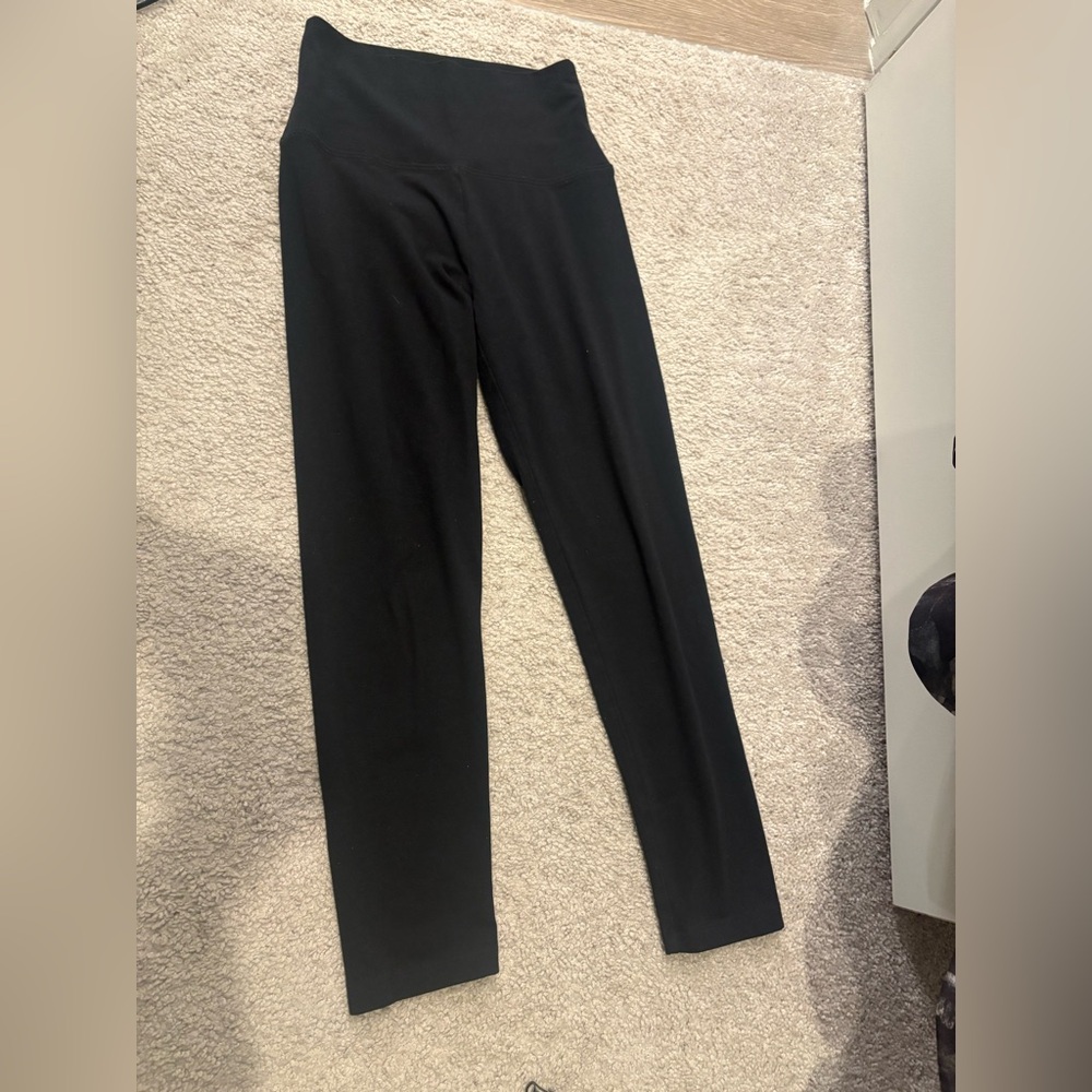 Black leggings